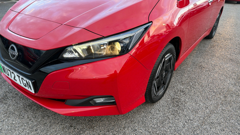 Nissan LEAF 110kW Acenta 39kWh 5dr Auto Electric Hatchback